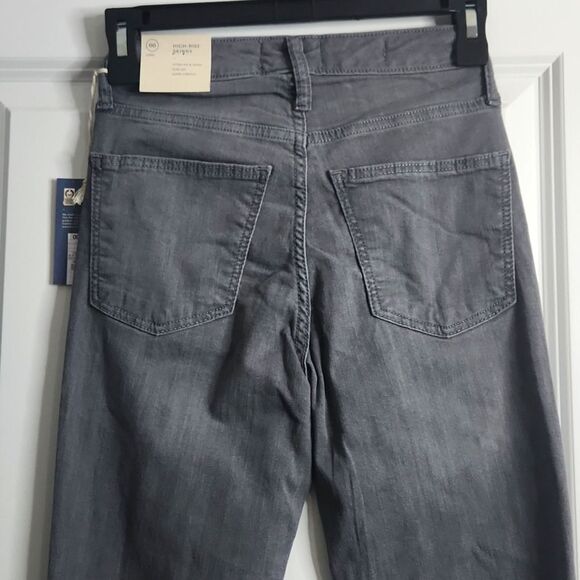 Universal Thread High-Rise Skinny Jeans - Picture 5 of 5